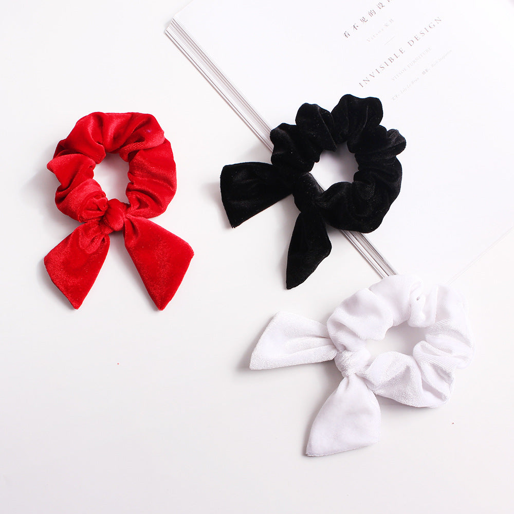Velvet scrunchies with bow