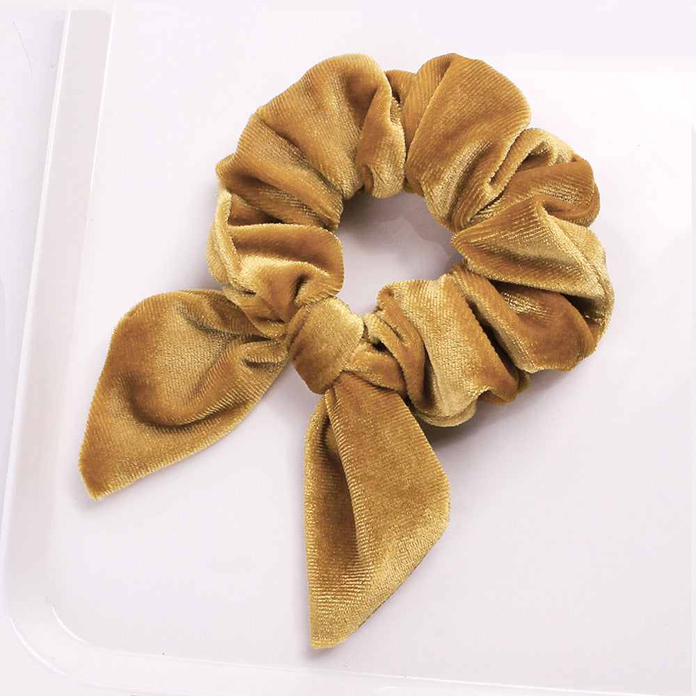 Velvet scrunchies with bow