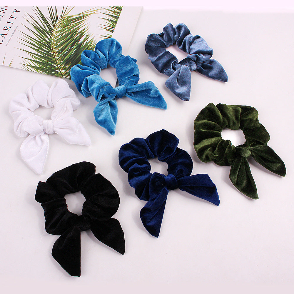 Velvet scrunchies with bow