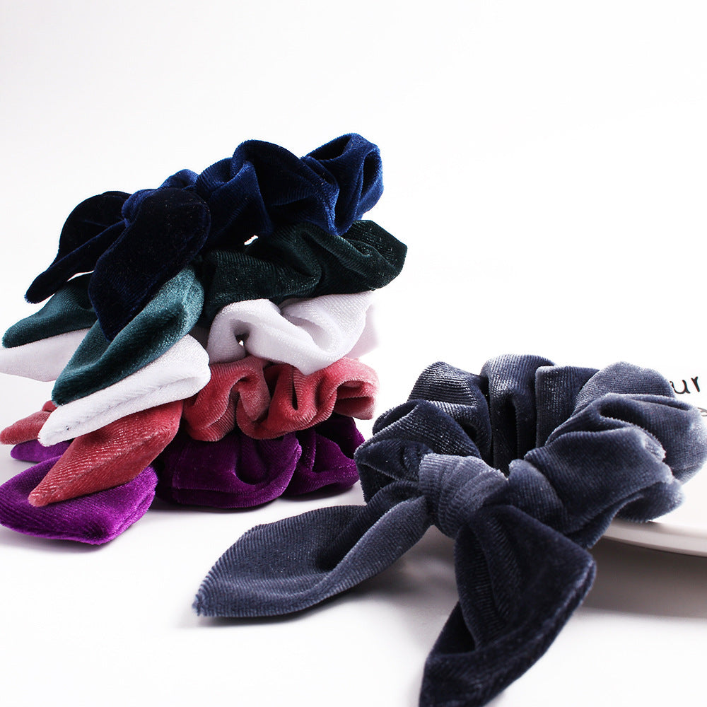 Velvet scrunchies with bow