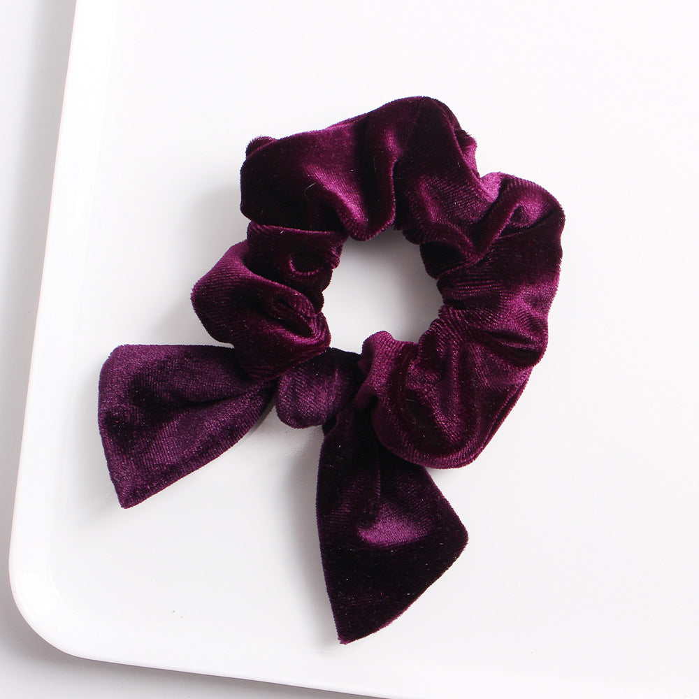 Velvet scrunchies with bow