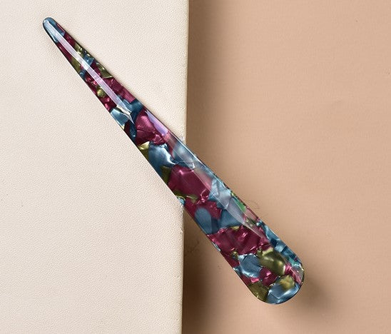 Large size resin Ibis clip in multicolours