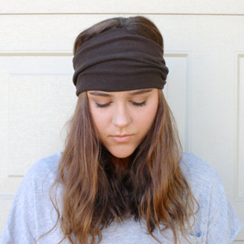 Solid colour multi-purpose seamless head wrap