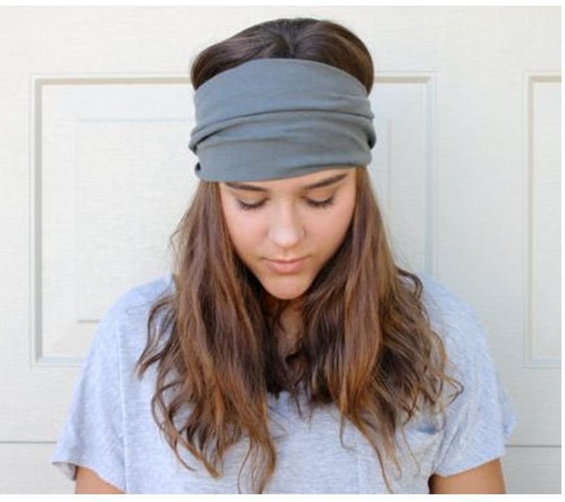 Solid colour multi-purpose seamless head wrap