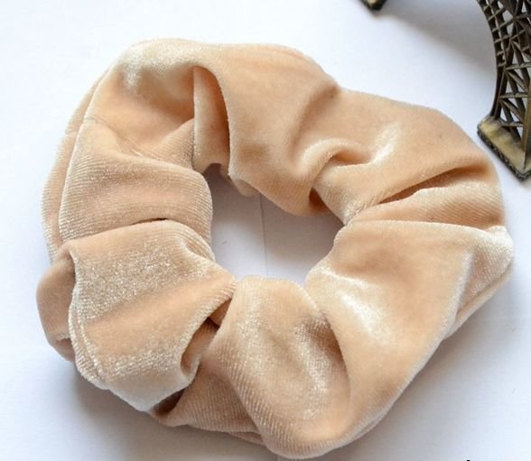 Small velvet scrunchies