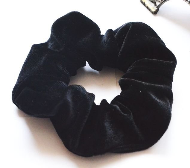 Small velvet scrunchies