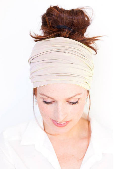Solid colour multi-purpose seamless head wrap