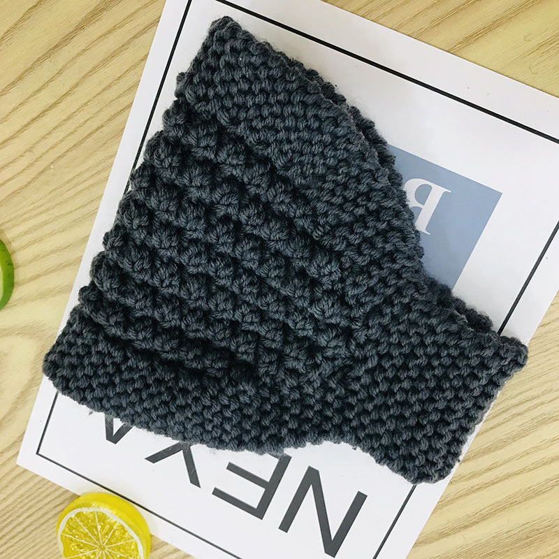 Bandanna style crochet headband