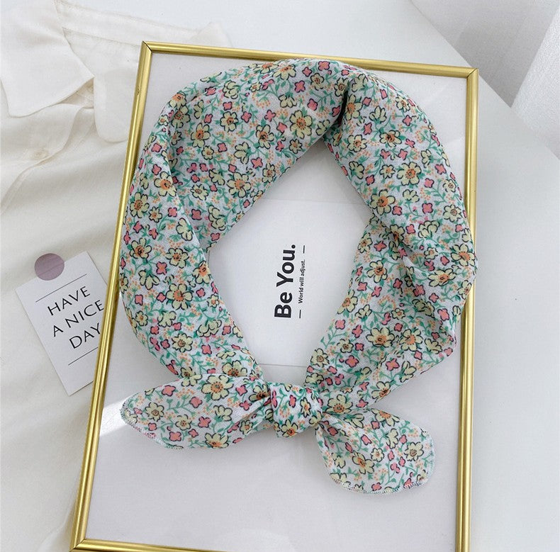 Small flowers print square scarf