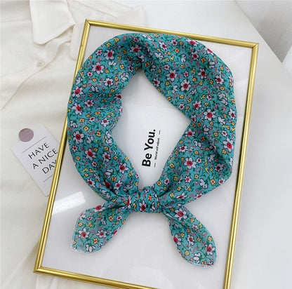 Small flowers print square scarf