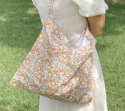 Floral print one handle tote bag