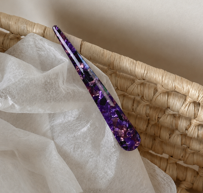 Large size resin Ibis clip in multicolours