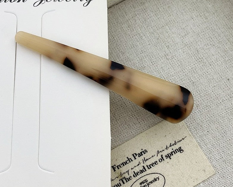 Small size resin Ibis clip