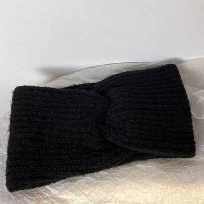 Super soft twist front knitted headband