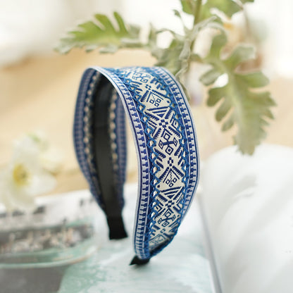 Embroidered wide headband