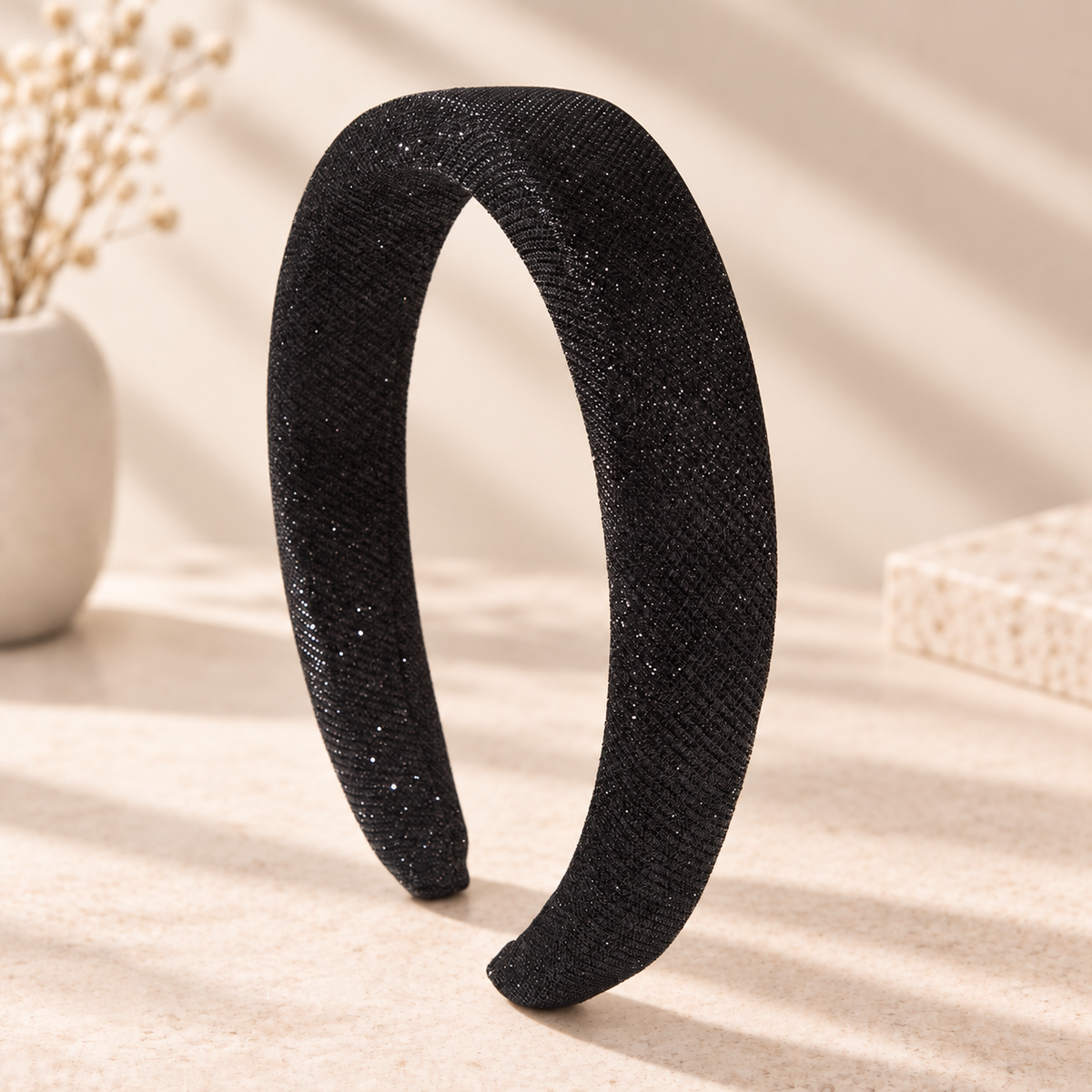 Padded headband with glitters