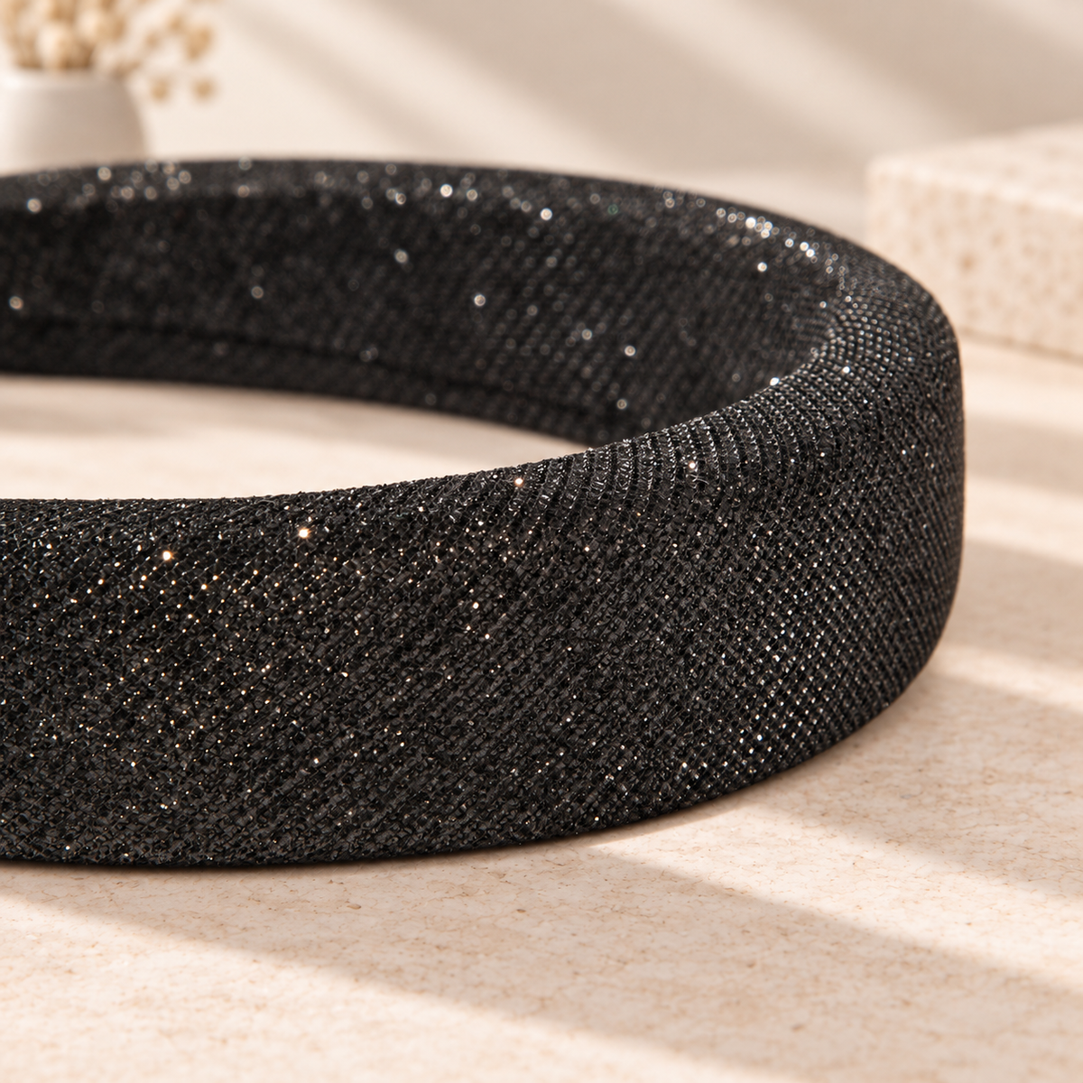 Padded headband with glitters