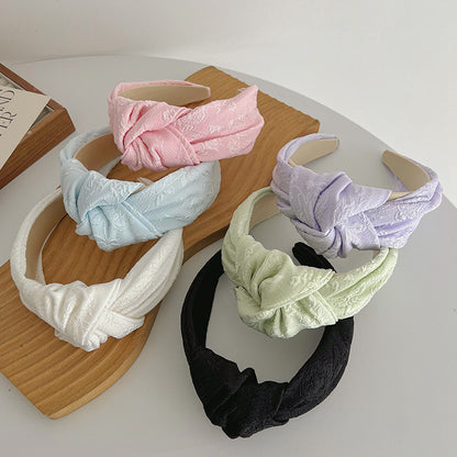Embroidered floral knotted headband