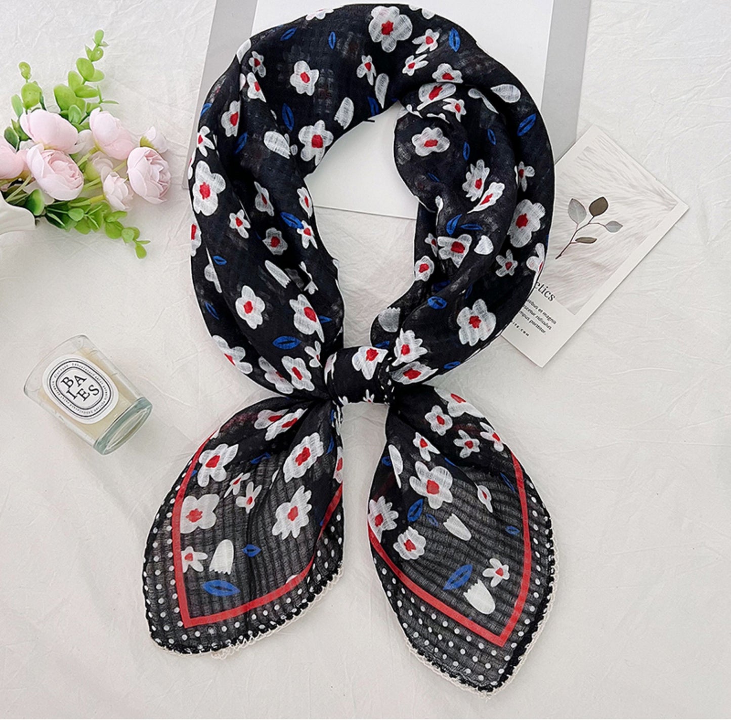 Lace edged flowers print large square scarf