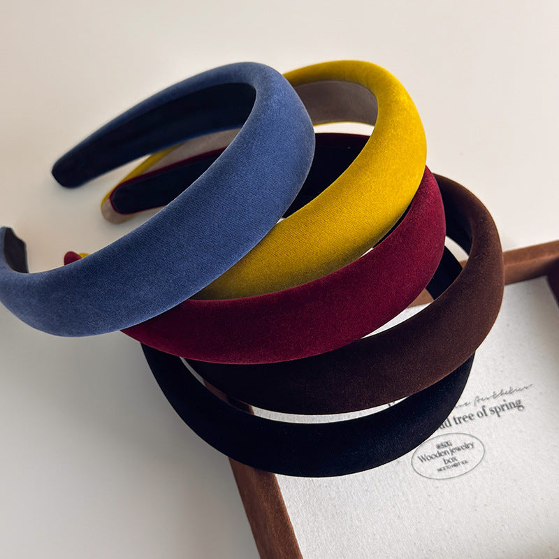 Thinly padded velvet headband