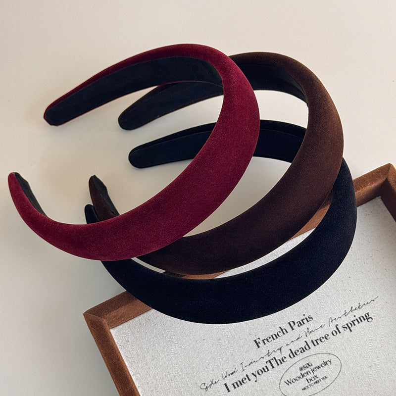 Thinly padded velvet headband