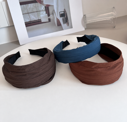 Light weight wide headband
