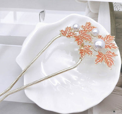 Maple leaves metal hair fork