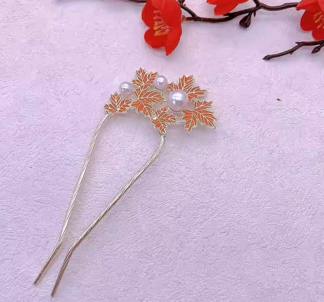 Maple leaves metal hair fork