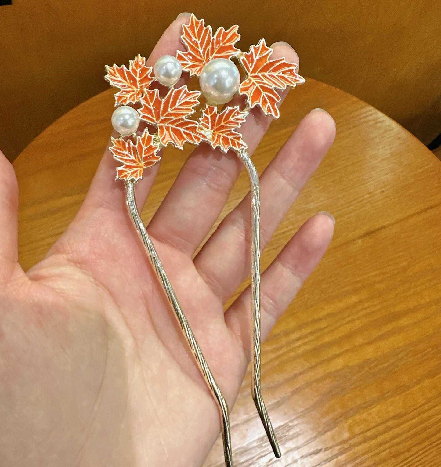 Maple leaves metal hair fork