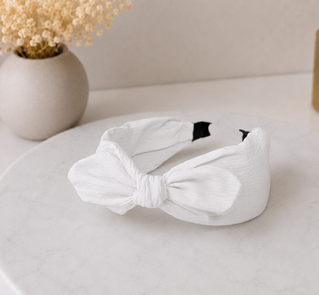Plain headband with bow