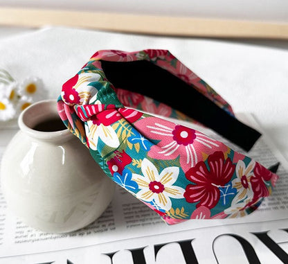 Floral knotted headband