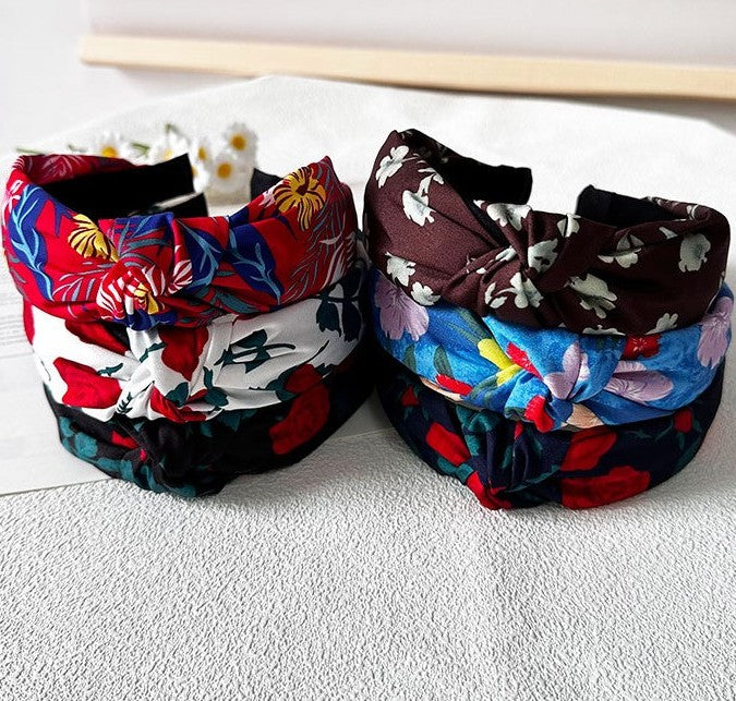 Floral knotted headband