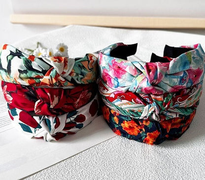 Floral knotted headband