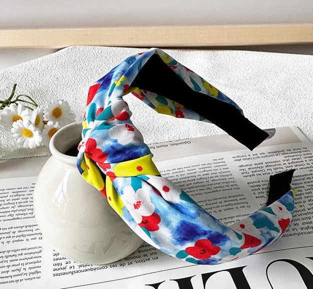 Floral knotted headband