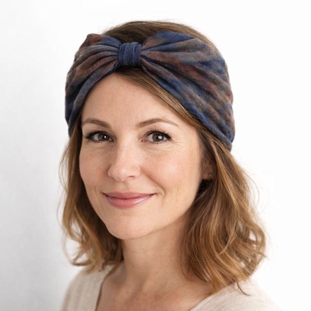 Extra-wide tie dye print knotted bandanna hair band