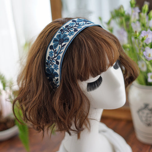 Embroidered flowers wide headband