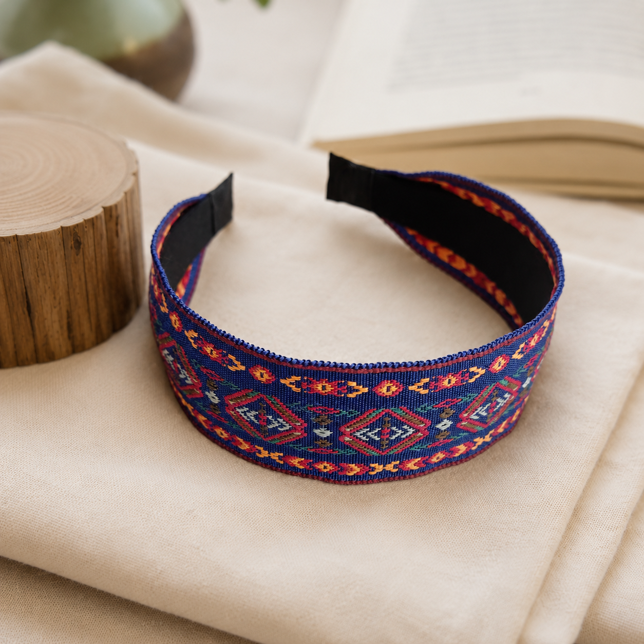 Embroidered wide headband