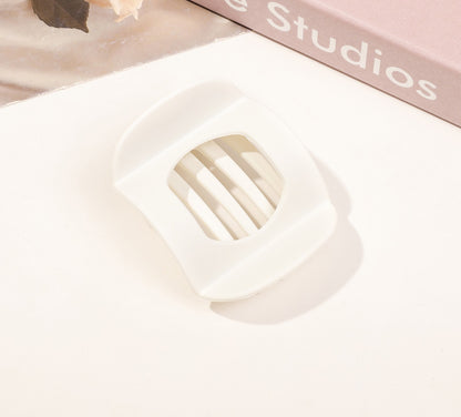 Flat hair claw
