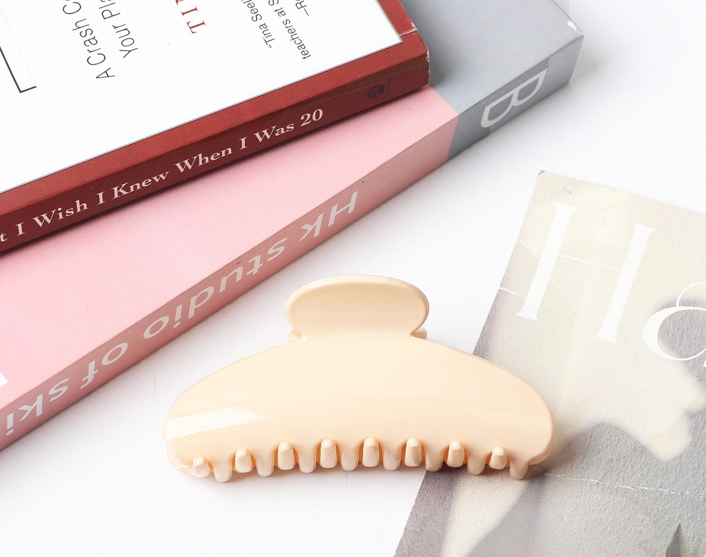 Hair claw