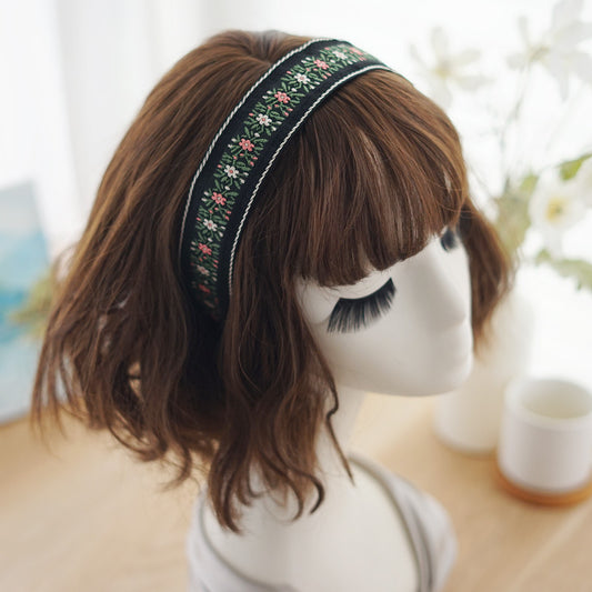 Small flowers embroidered headband