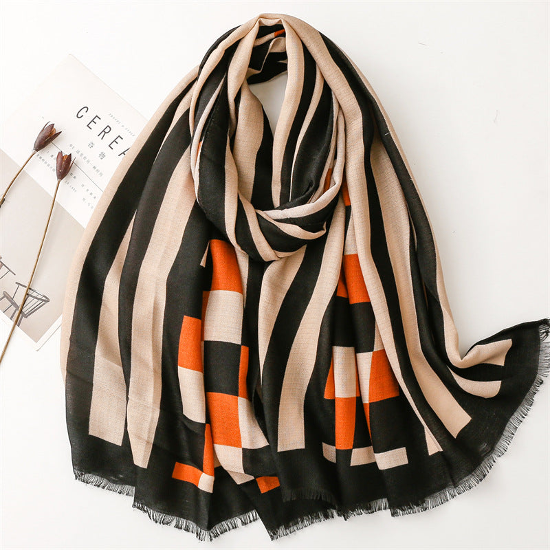 Black mocha geometry patterned fringed scarf