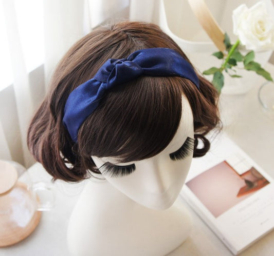 Plain colour light weight knotted headband