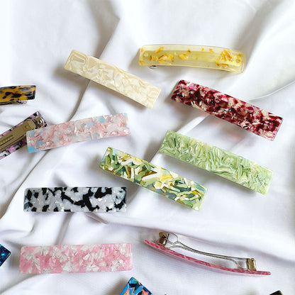 Large resin hair barrette in multi colours