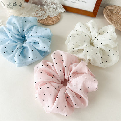 Over-size dotted scrunchies