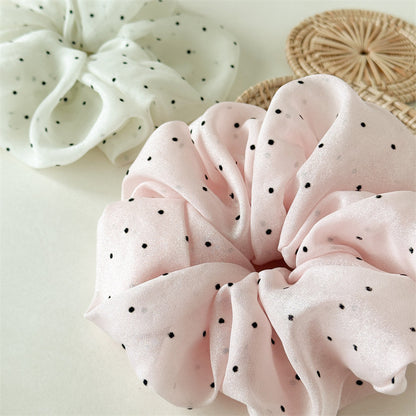 Over-size dotted scrunchies