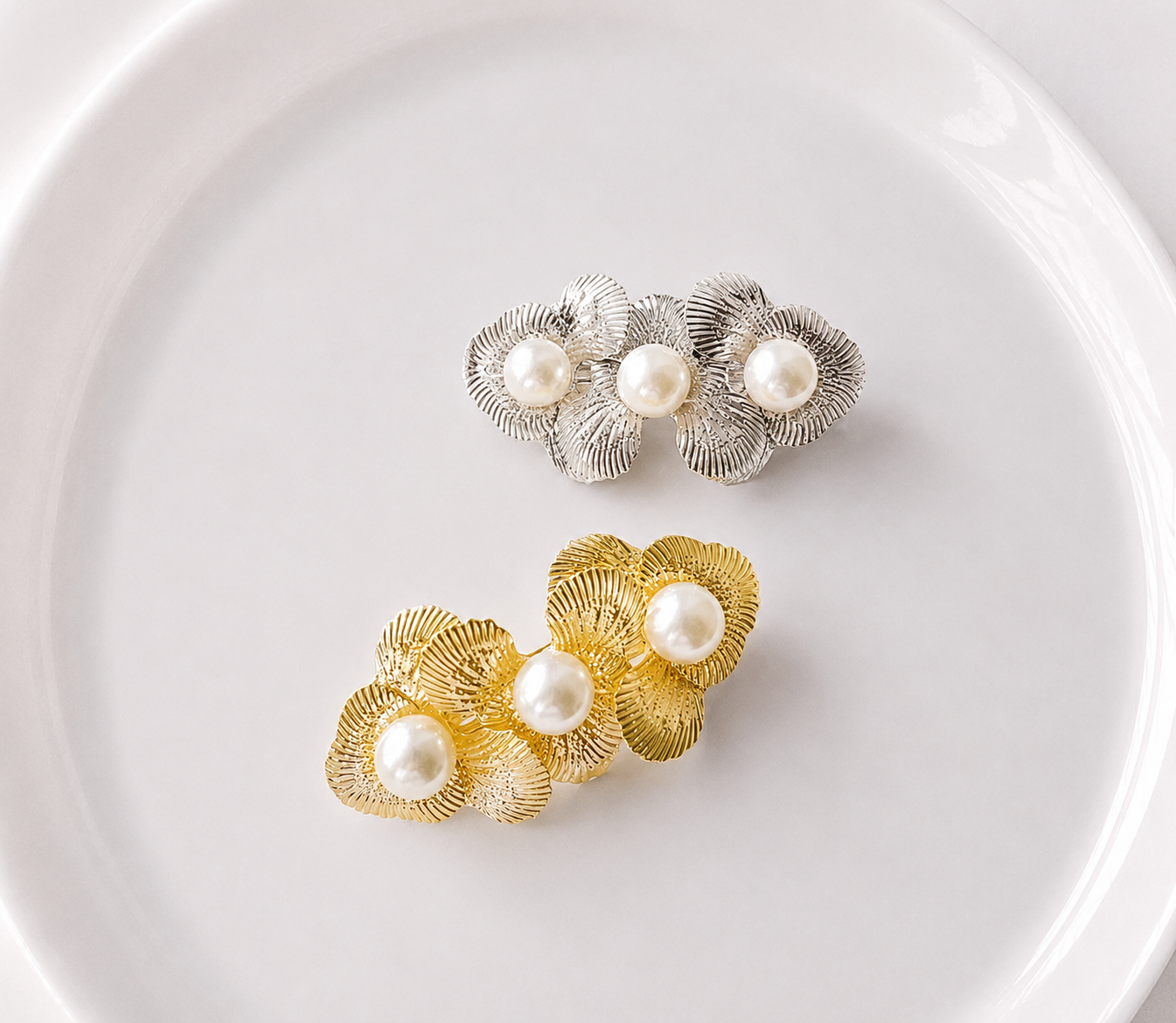 Large pearl triple flower hair barrette