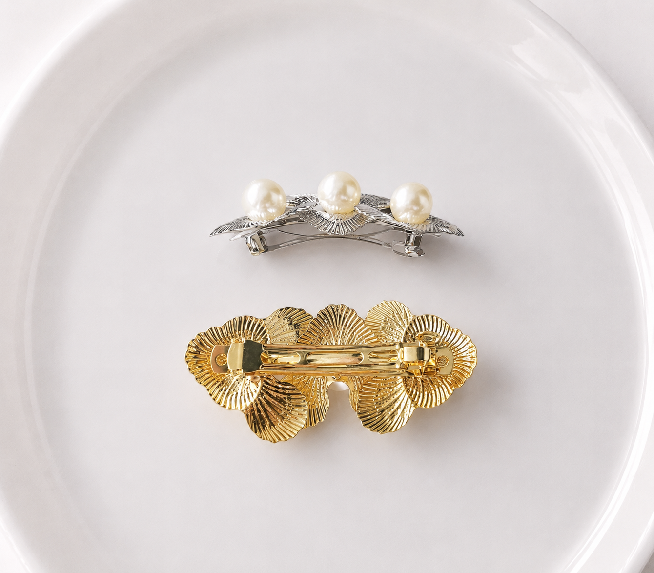 Large pearl triple flower hair barrette