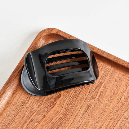 Oval flat hair claw