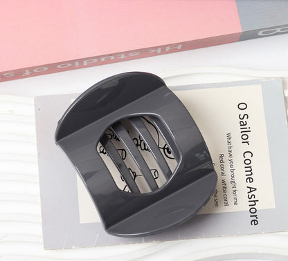 Flat hair claw