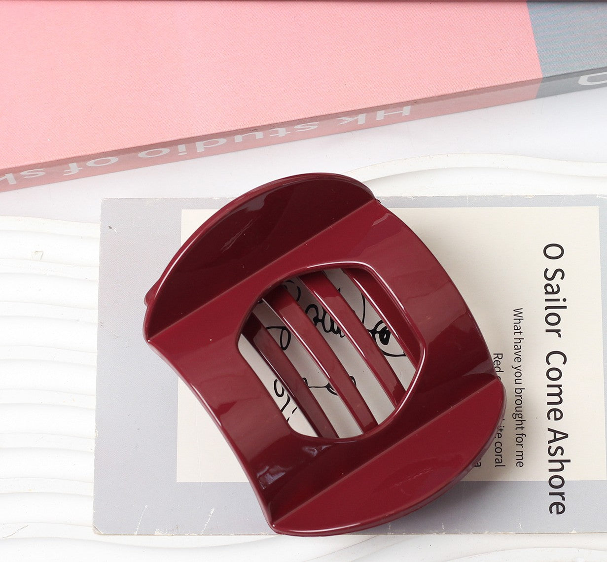 Flat hair claw